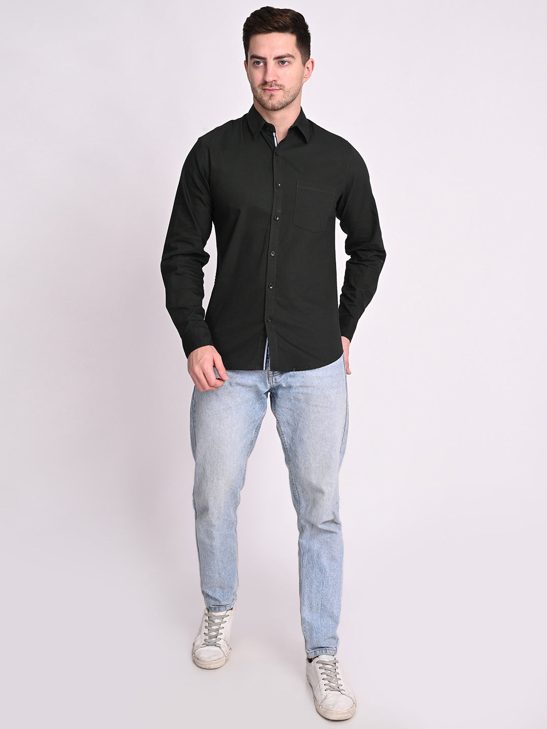 STS-003-Men Green Relaxed Casual Shirt